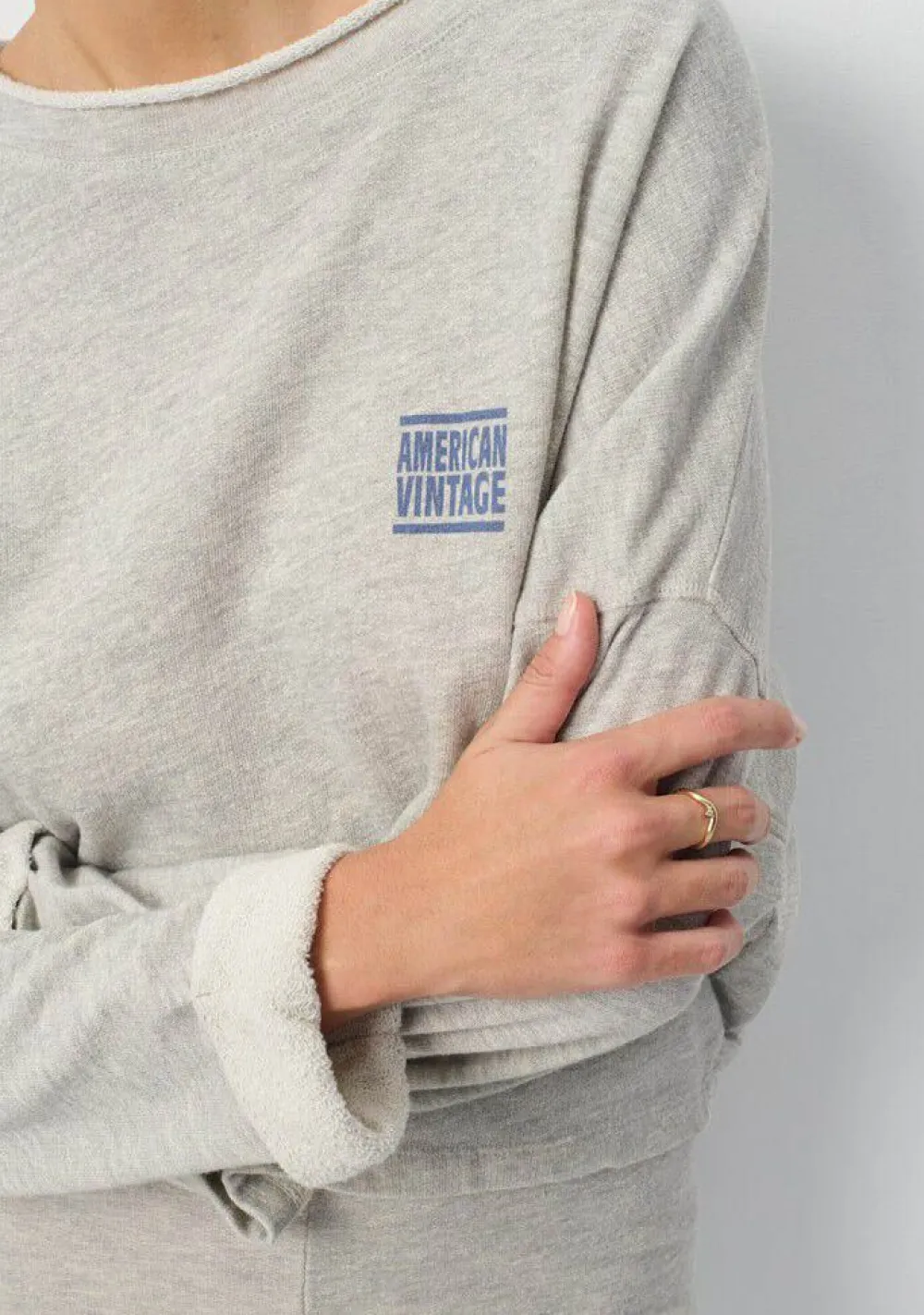 DAMES AMERICAN VINTAGE SWEATER