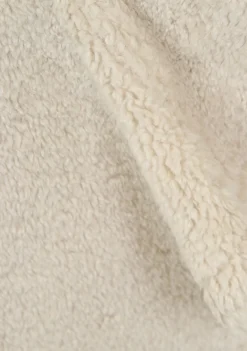 DAMES BEAUMONT MANTEL