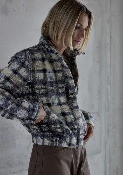 DAMES FEMMES DU SUD JASJE