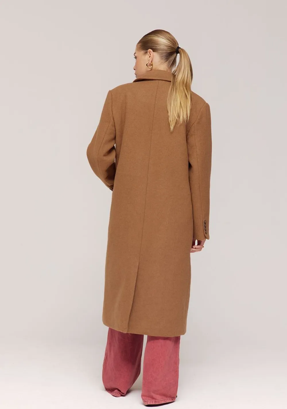 DAMES HARPER & YVE MANTEL