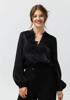 DAMES LABEL DOT BLOUSE