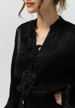 DAMES LABEL DOT BLOUSE