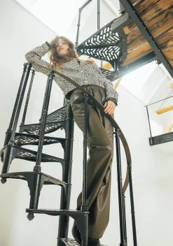 DAMES LABEL DOT JASJE