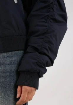 DAMES NUKUS BOMBERJACK