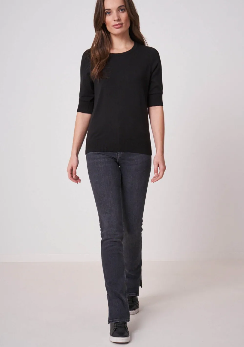 DAMES REPEAT TRUI KORTE MOUW