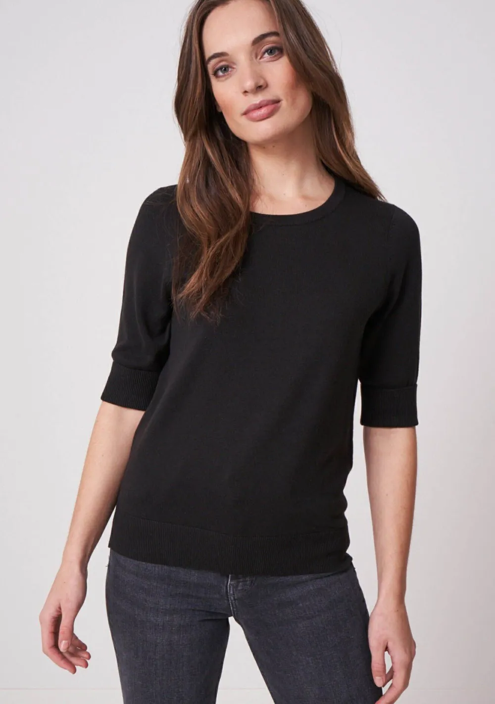 DAMES REPEAT TRUI KORTE MOUW