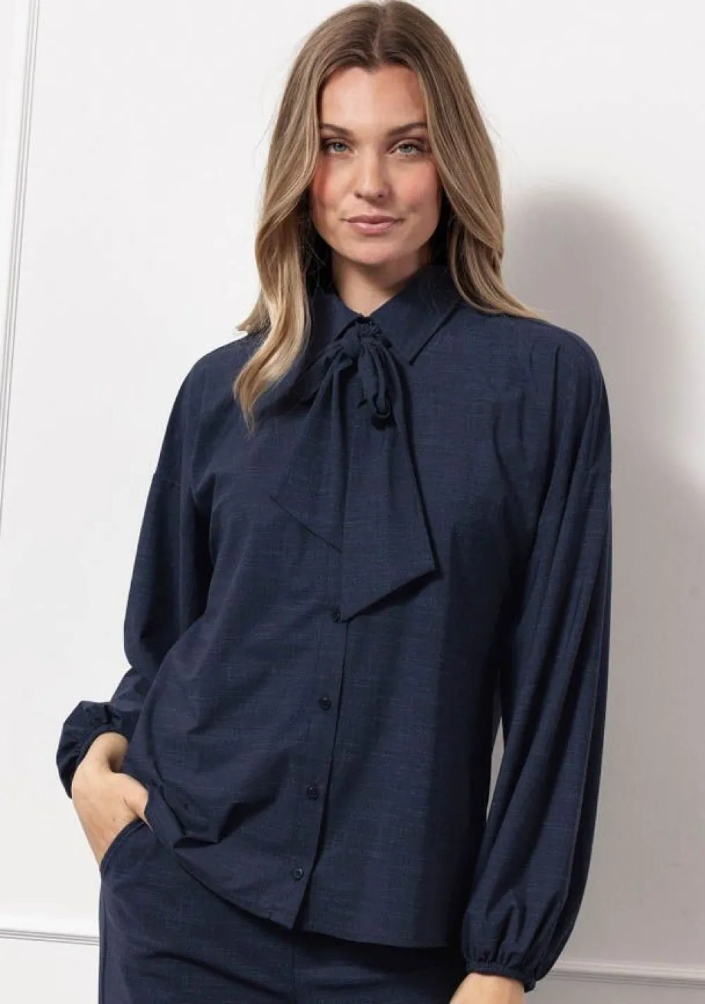 DAMES STUDIO ANNELOES BLOUSE