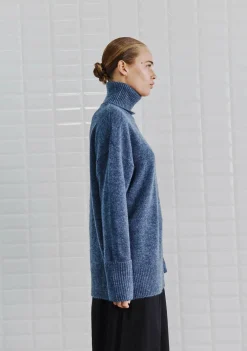 DAMES WITH BLACK COLTRUI