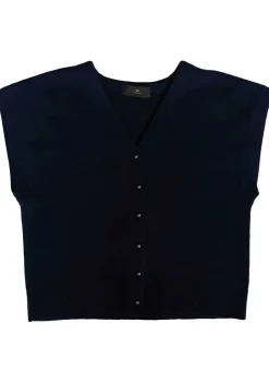 DAMES WITH BLACK GILET