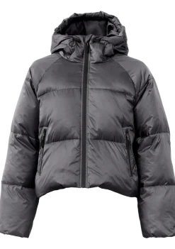 DAMES WITH BLACK JACK