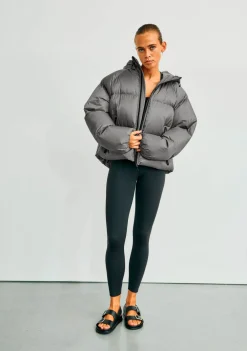 DAMES WITH BLACK JACK