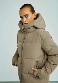 DAMES WITH BLACK JACK