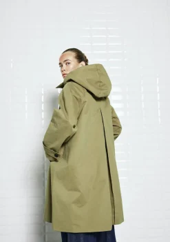 DAMES WITH BLACK TRENCHCOAT