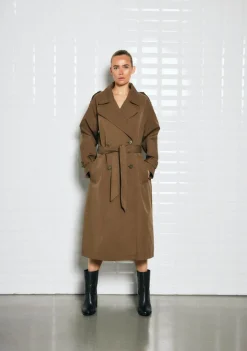 DAMES WITH BLACK TRENCHCOAT