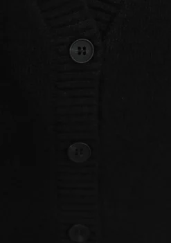 DAMES WITH BLACK VEST